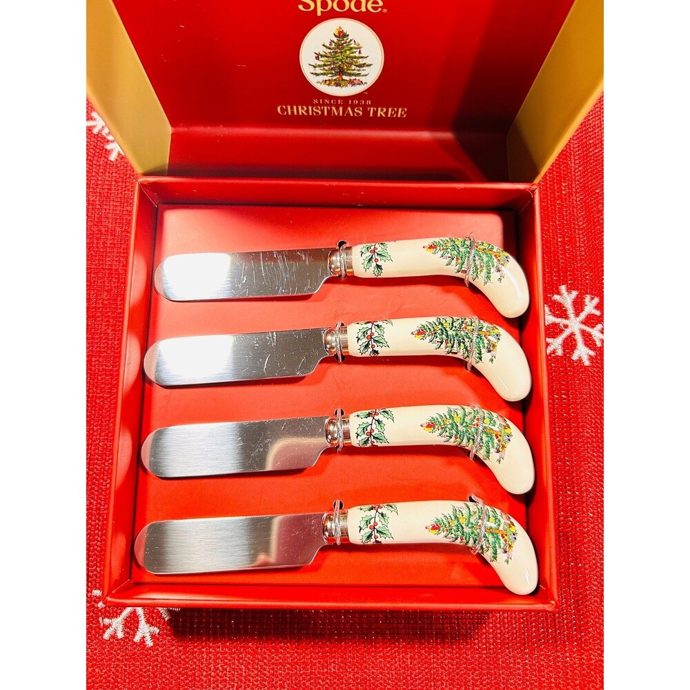 Spode Christmas Tree Set of 4 Porcelain Cheese Spreaders Festive Holiday w/Box